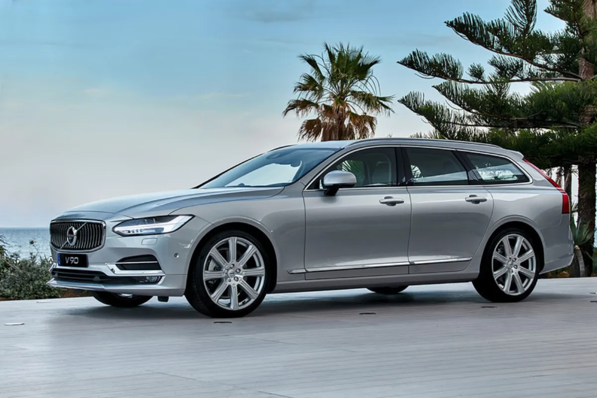 Volvo 二手旅行車：V90