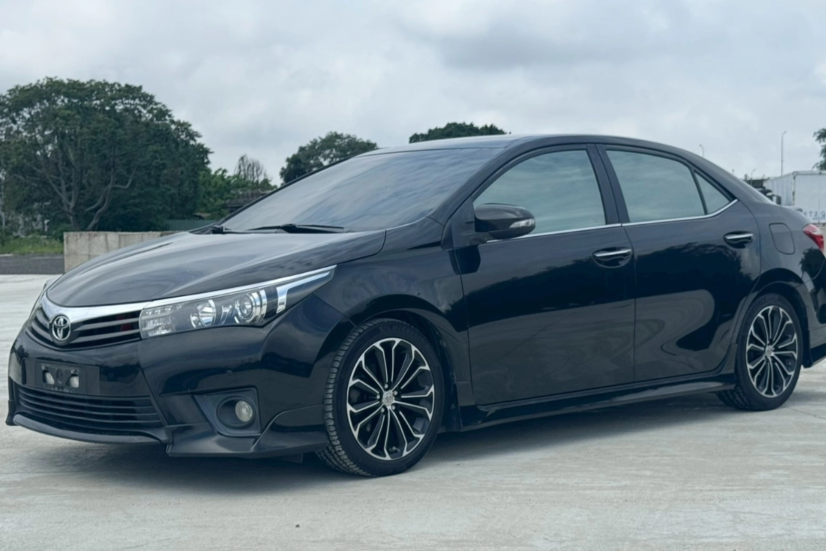 Altis 11 代有機會在 30 萬以內入手是高CP二手車選擇之一