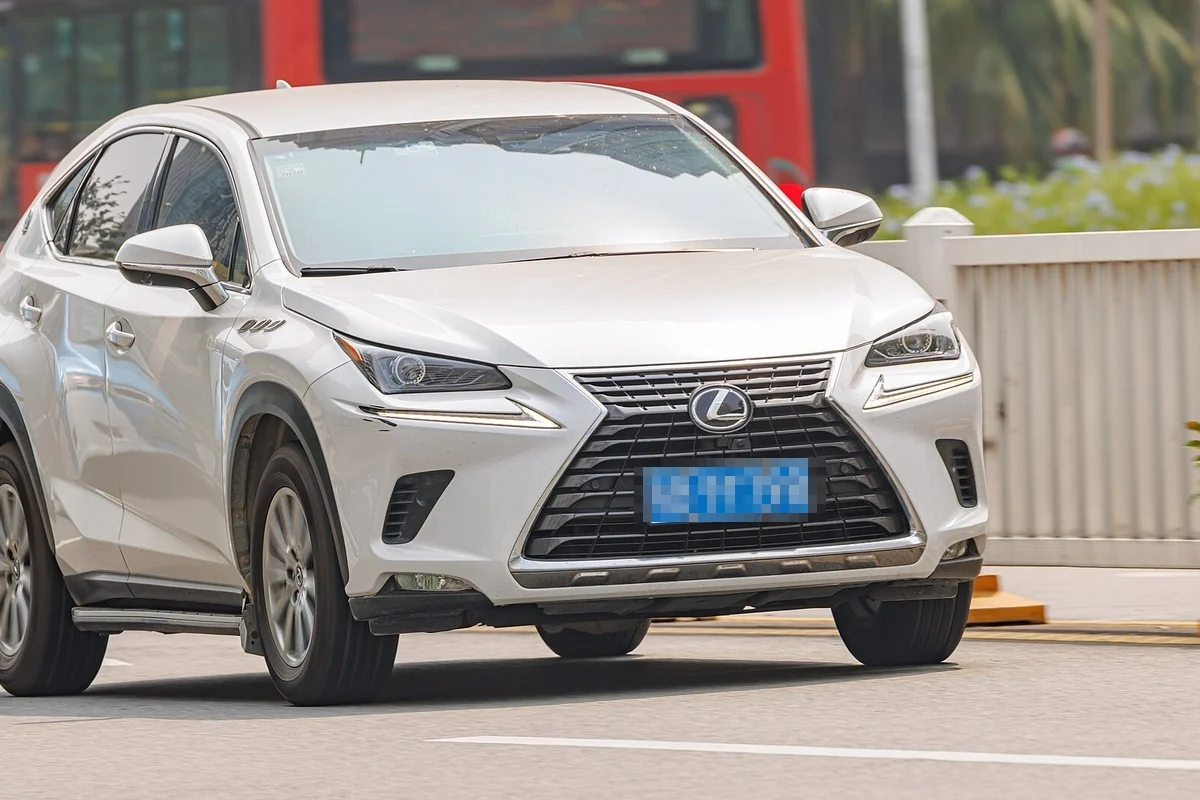一代 NX200(2018~2021 年)