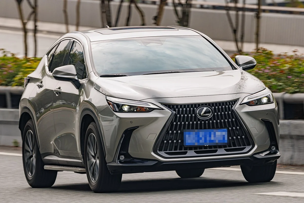 二代 NX200(2022 年起)