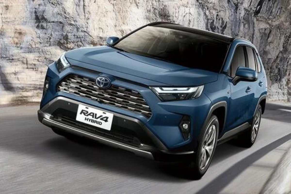Toyota RAV4 二手油電車價格在美國反超新車價